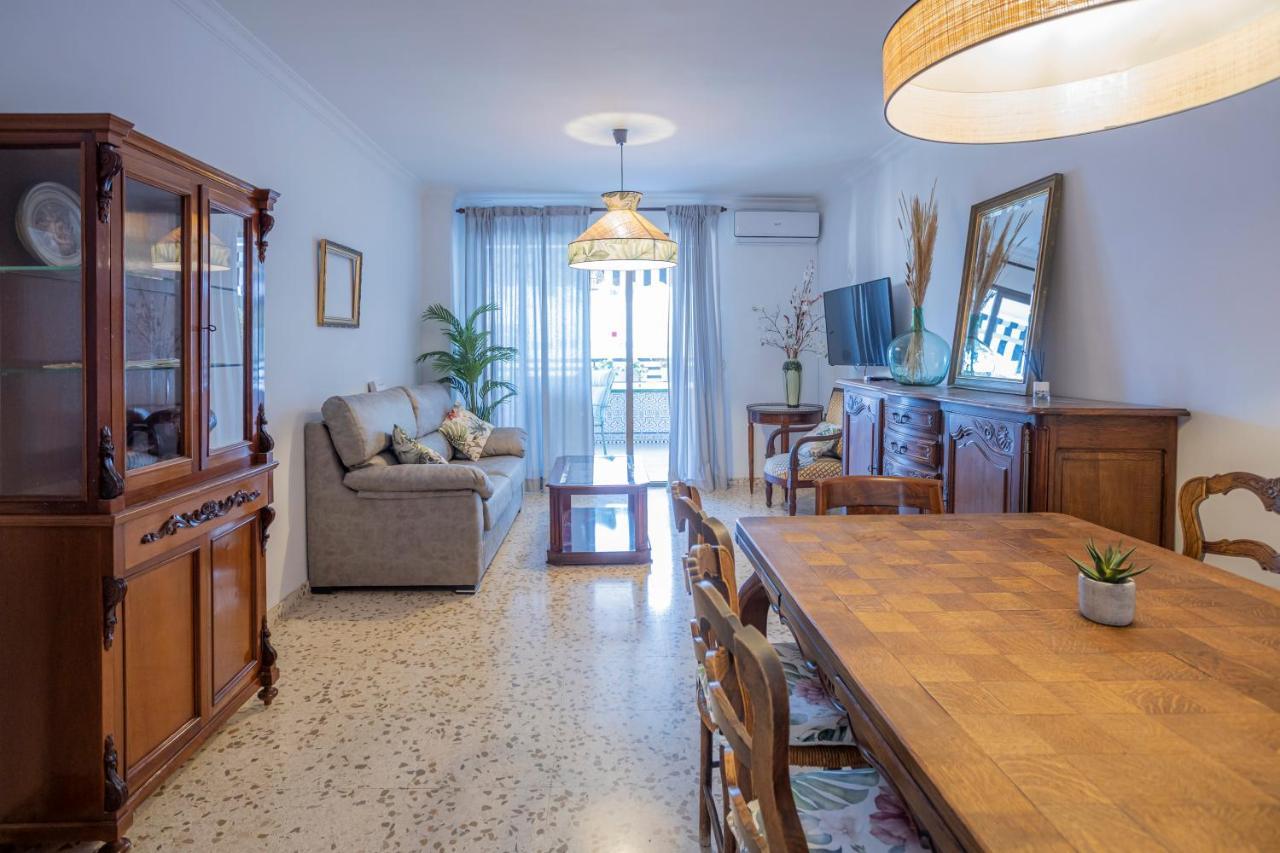 Apartamento Parque Mediterraneo マラガ エクステリア 写真
