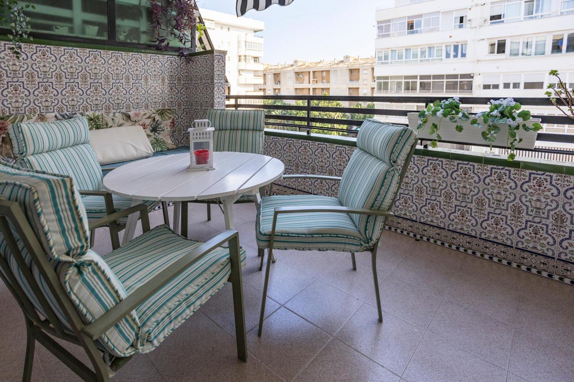 Apartamento Parque Mediterraneo マラガ エクステリア 写真
